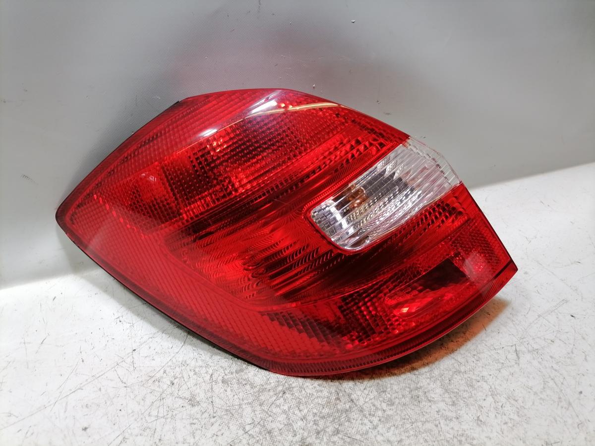 Skoda Fabia 2 5J original R&uuml;cklicht R&uuml;ckleuchte Schlussleuchte links Kombi Bj.2010